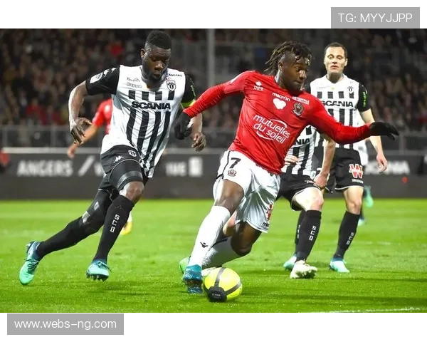 朗斯定位球战术已打入10球，占全队进球三分之一